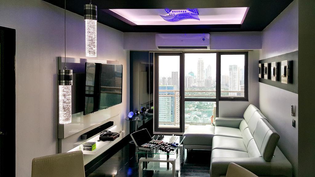 Modern Luxury Lower Penthouse Unit Манила Екстериор снимка